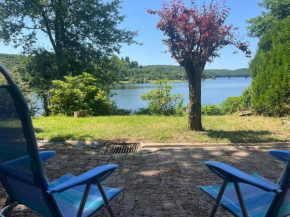 La cabane du pêcheur - 20 min d'Aurillac - 2ch - les pieds dans le lac